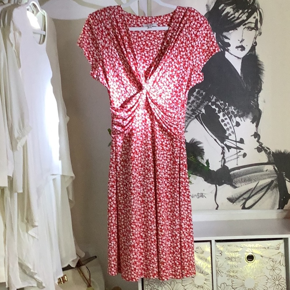 Jersey  summer dress lightweight great for travel.